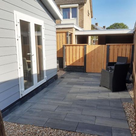 Vakantiechalet Huisje Onder De Toren 东卡佩勒 外观 照片